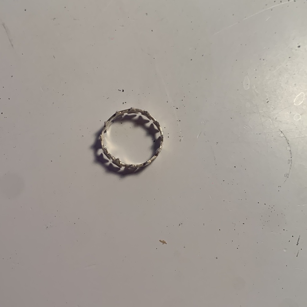 Silver star ring - Picture 2 of 2